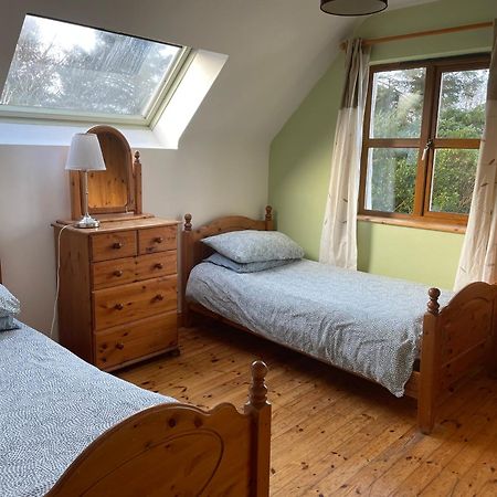 Letterfrack Farmhouse On Equestrian Farm In Letterfrack Beside Connemara National Park Tullywee Bridge Bagian luar foto